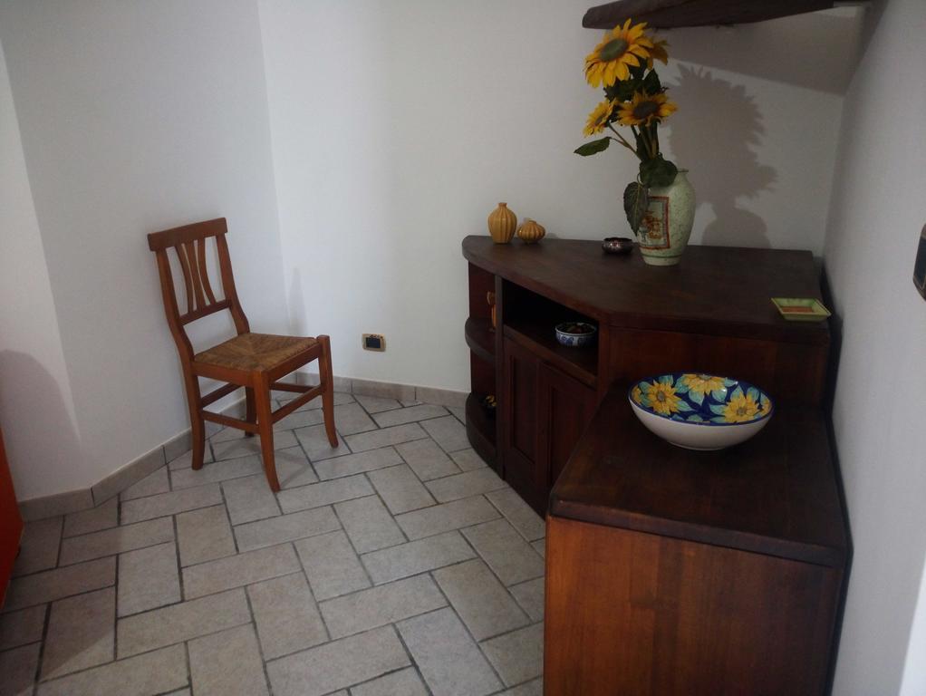La Casa Dei Fiori - Ospitalita Diffusa 아제롤라 외부 사진