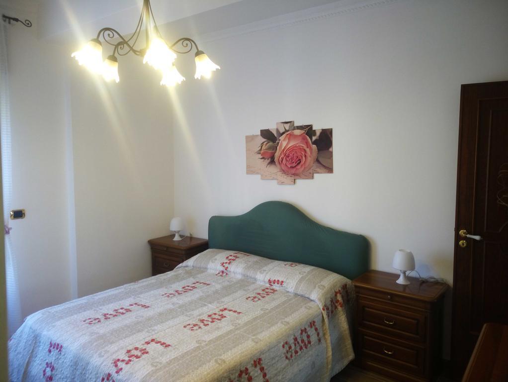 La Casa Dei Fiori - Ospitalita Diffusa 아제롤라 외부 사진